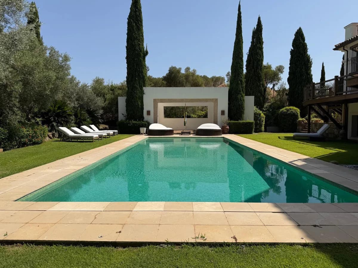 7 Bedroom Detached Villa for Sale in Sotogrande Alto, Cádiz