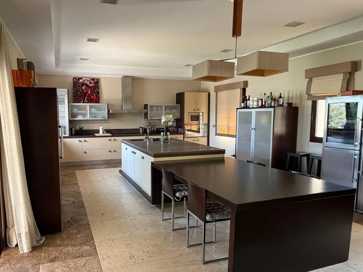 7 Bedroom Detached Villa for Sale in Sotogrande Alto, Cádiz - Image 3