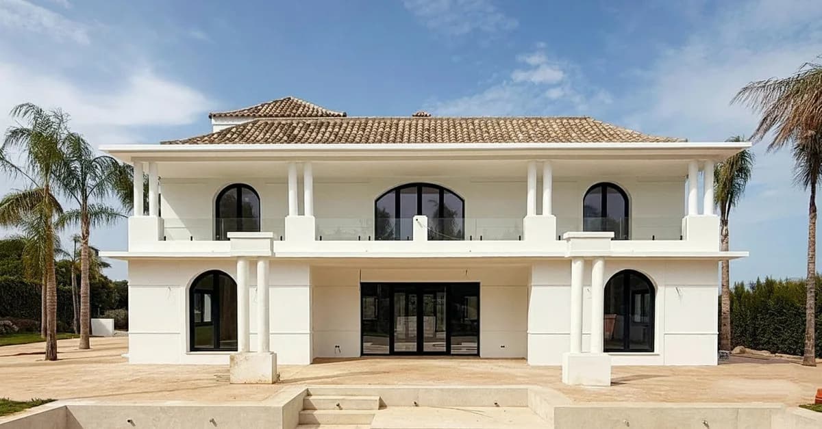 5 Bedroom Detached Villa for Sale in Sotogrande Alto, Cádiz