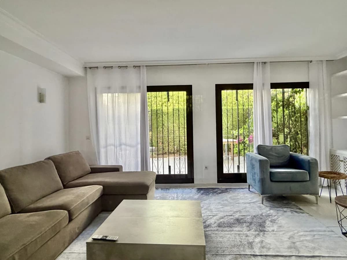 3 Bedroom Townhouse for Sale in Guadalmina Baja, Málaga - Image 3