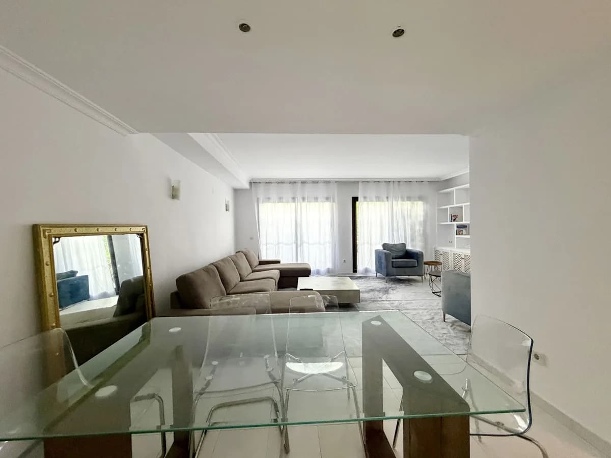 3 Bedroom Townhouse for Sale in Guadalmina Baja, Málaga - Image 5