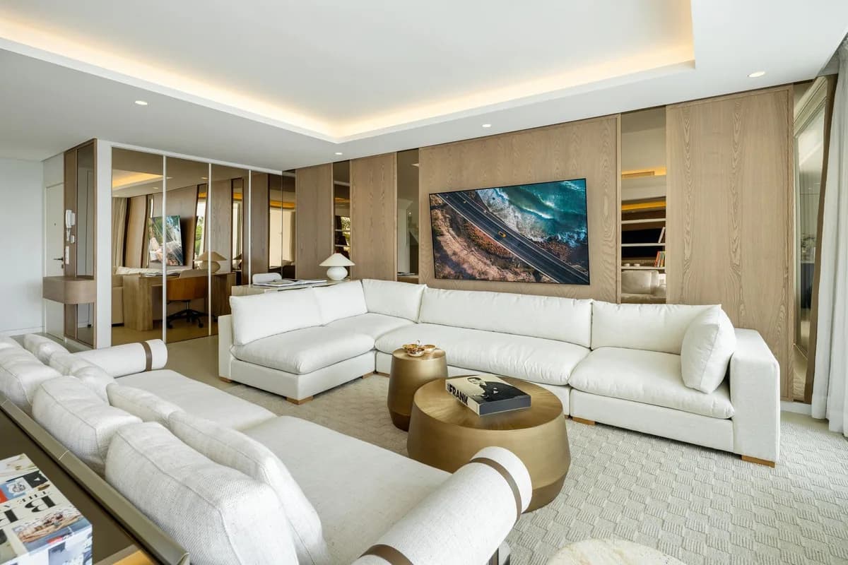 4 Bedroom Penthouse Duplex for Sale in The Golden Mile, Málaga - Image 7