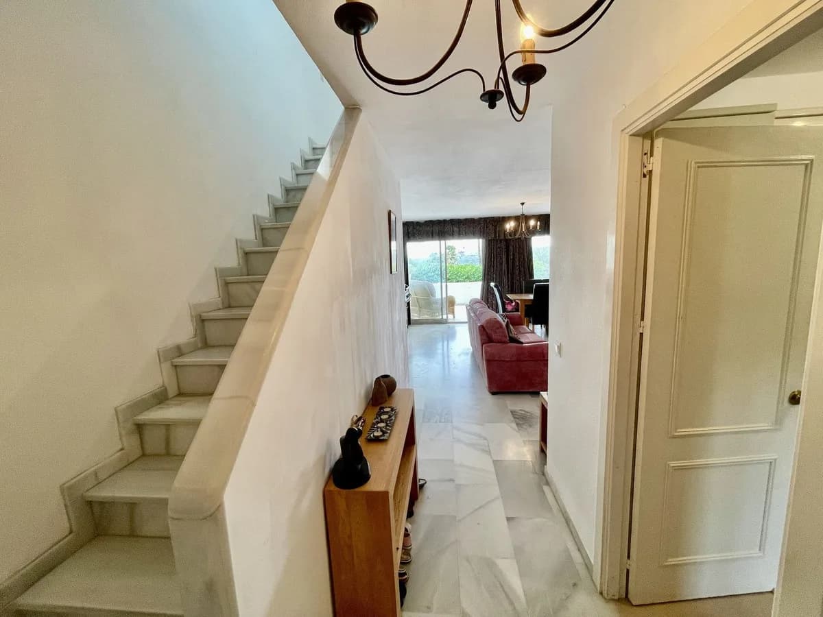 3 Bedroom Semi-Detached House for Sale in La Duquesa, Málaga - Image 6