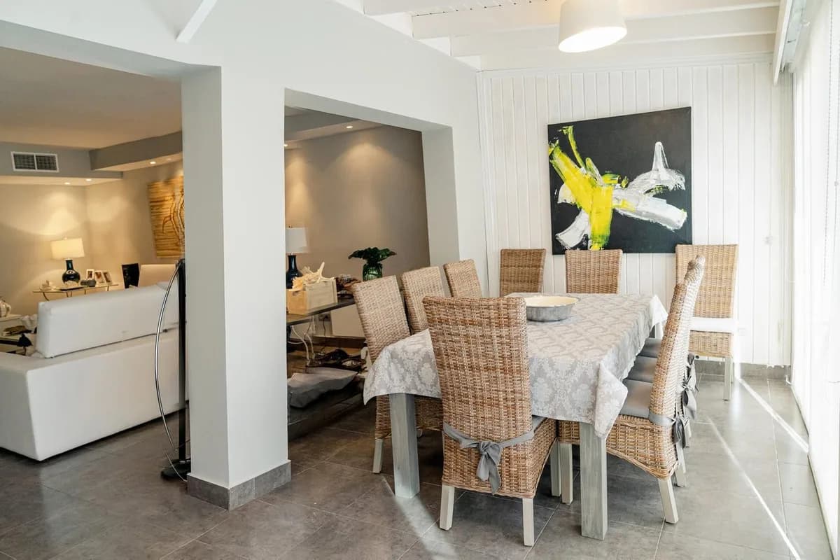 4 Bedroom Townhouse for Sale in San Pedro de Alcántara, Málaga - Image 6