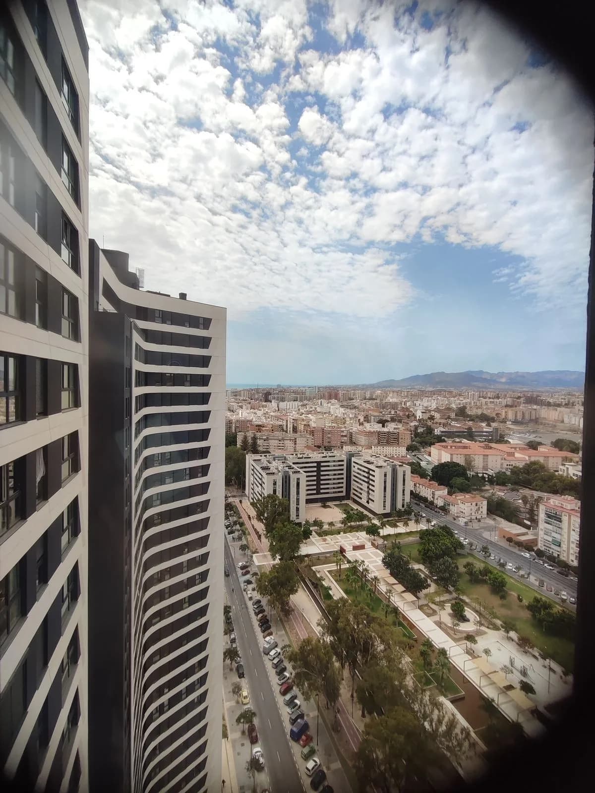 2 Bedroom Top Floor Apartment for Sale in Capuchinos, Málaga