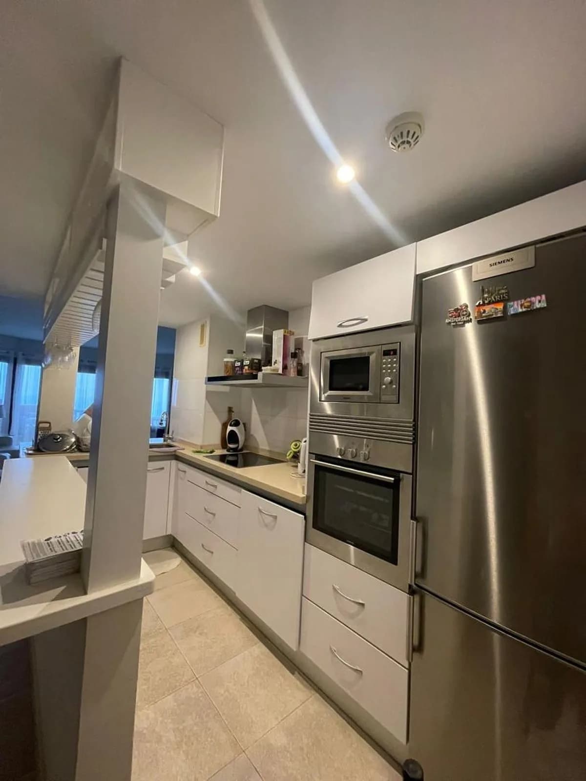 2 Bedroom Middle Floor Apartment for Sale in Benalmadena, Málaga - Image 7