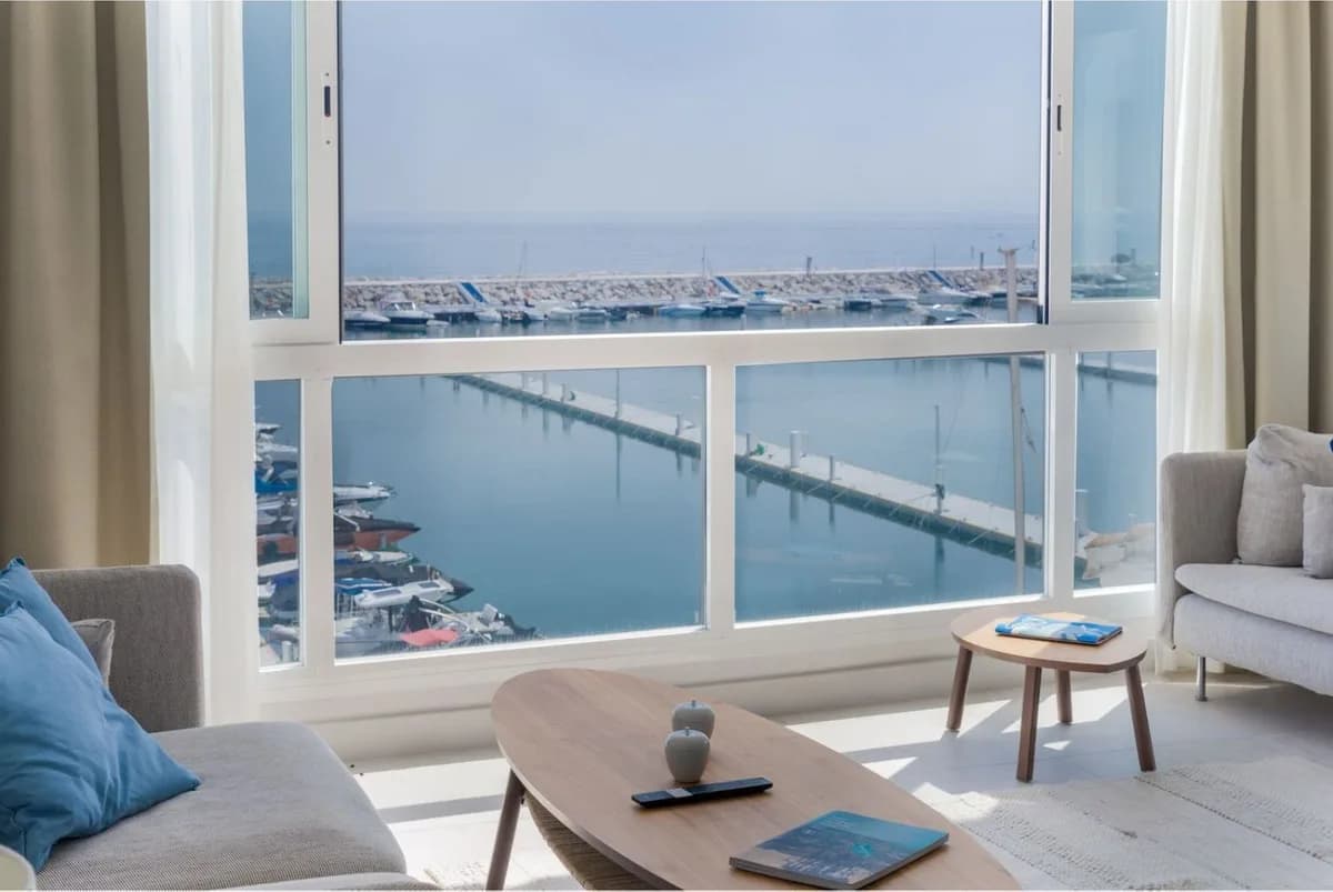 2 Bedroom Penthouse for Sale in Puerto Banús, Málaga - Image 7