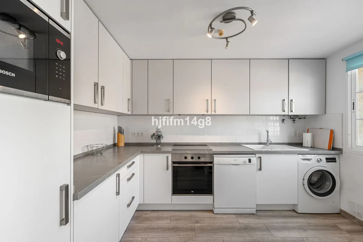 3 Bedroom Townhouse for Sale in Nueva Andalucía, Málaga - Image 8