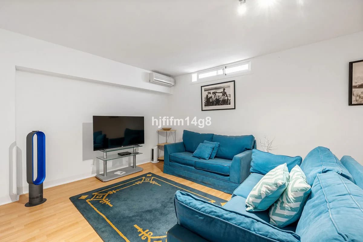 3 Bedroom Townhouse for Sale in Nueva Andalucía, Málaga - Image 9
