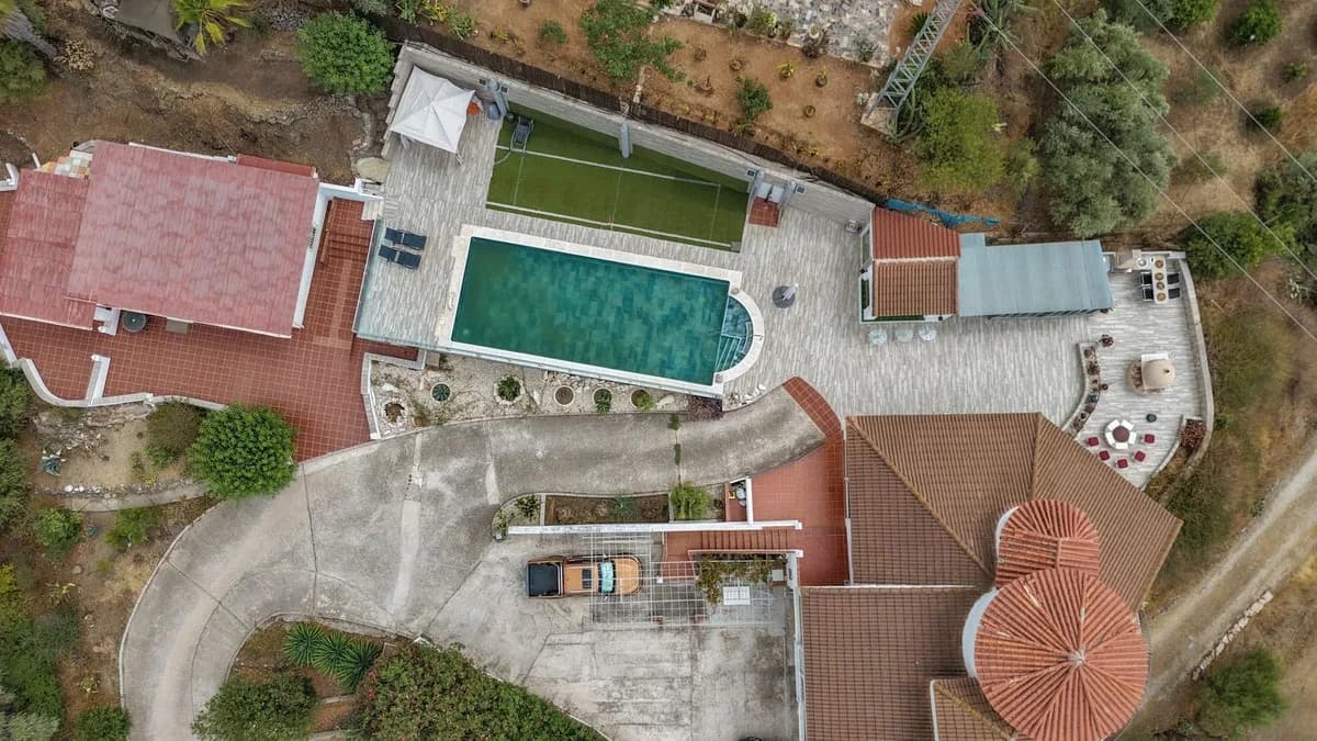 6 Bedroom Detached Villa for Sale in Alhaurín de la Torre, Málaga - Image 7