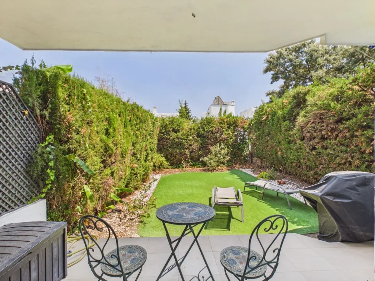 4 Bedroom Townhouse for Sale in Selwo, Málaga - Image 2