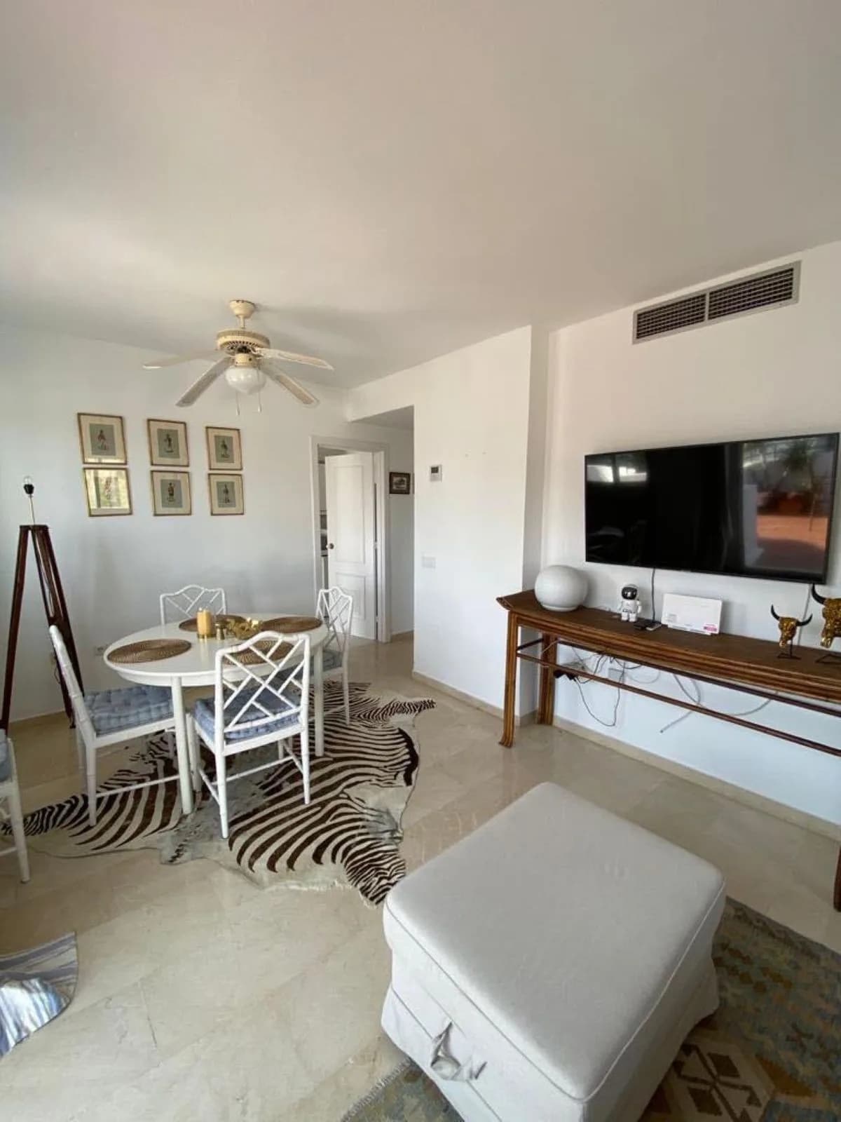 1 Bedroom Penthouse for Sale in Estepona, Málaga - Image 9