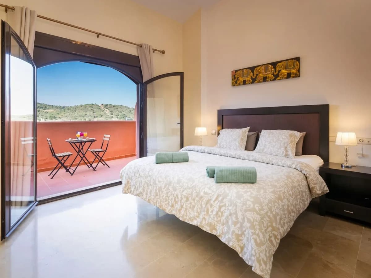 4 Bedroom Penthouse Duplex for Sale in Estepona, Málaga - Image 8
