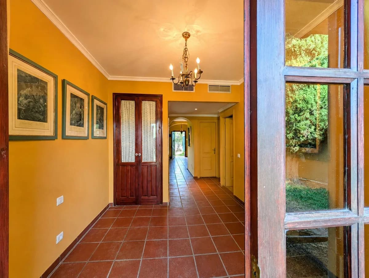 2 Bedroom Detached Villa for Sale in Monda, Málaga - Image 5