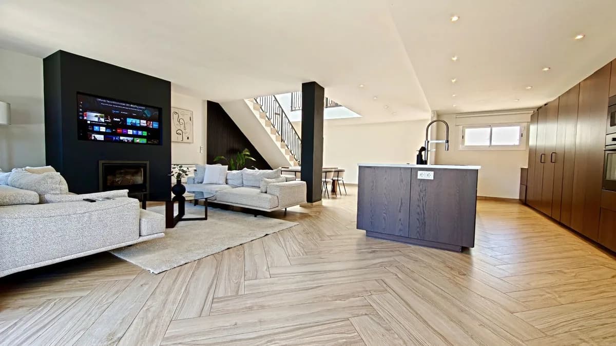 4 Bedroom Townhouse for Sale in Atalaya, Málaga - Image 3