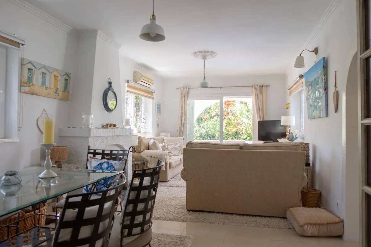 3 Bedroom Detached Villa for Sale in Estepona, Málaga - Image 6