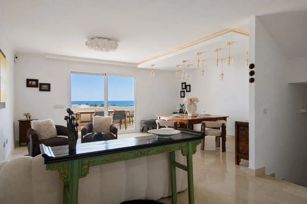 4 Bedroom Townhouse for Sale in Manilva, Málaga - Image 2