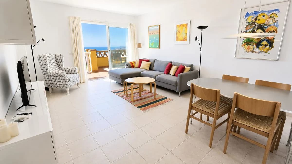 2 Bedroom Penthouse for Sale in Fuengirola, Málaga - Image 5