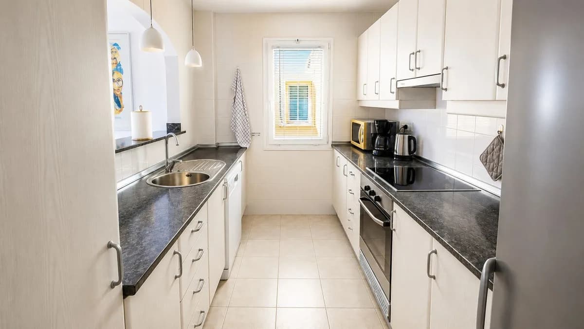 2 Bedroom Penthouse for Sale in Fuengirola, Málaga - Image 8
