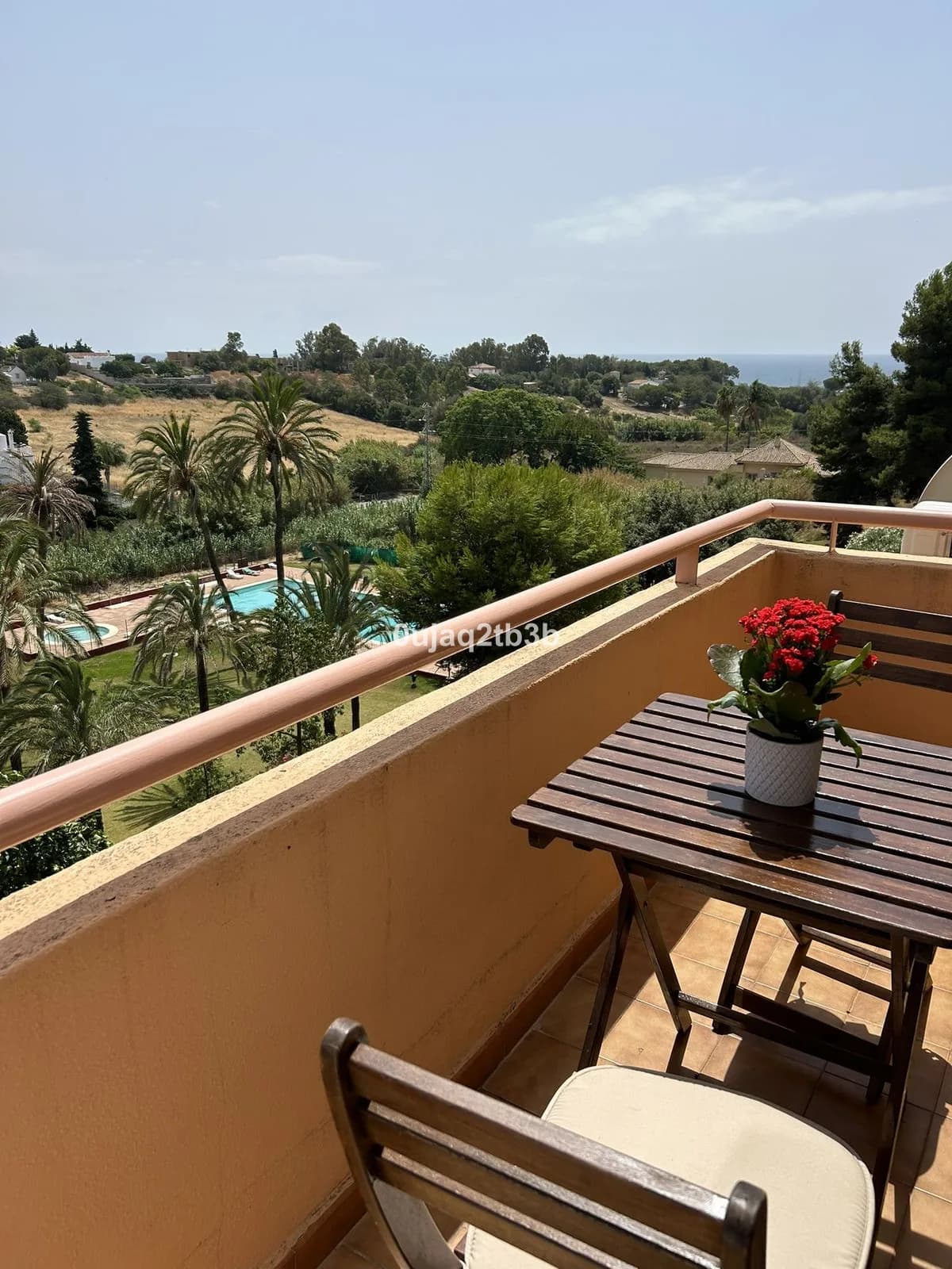 1 Bedroom Middle Floor Apartment for Sale in New Golden Mile, Málaga