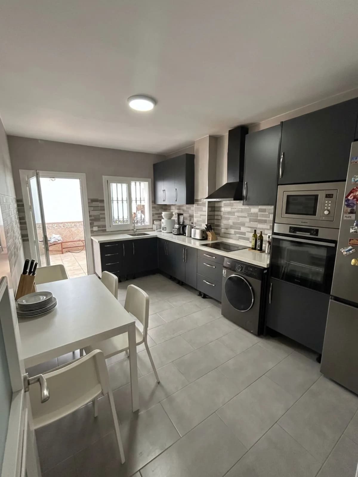 3 Bedroom Townhouse for Sale in Campanillas, Málaga - Image 2