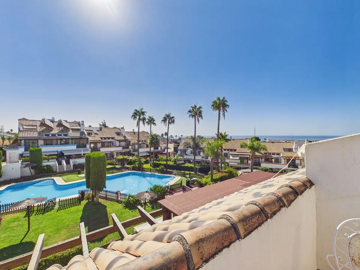 4 Bedroom Townhouse for Sale in Marbella, Málaga