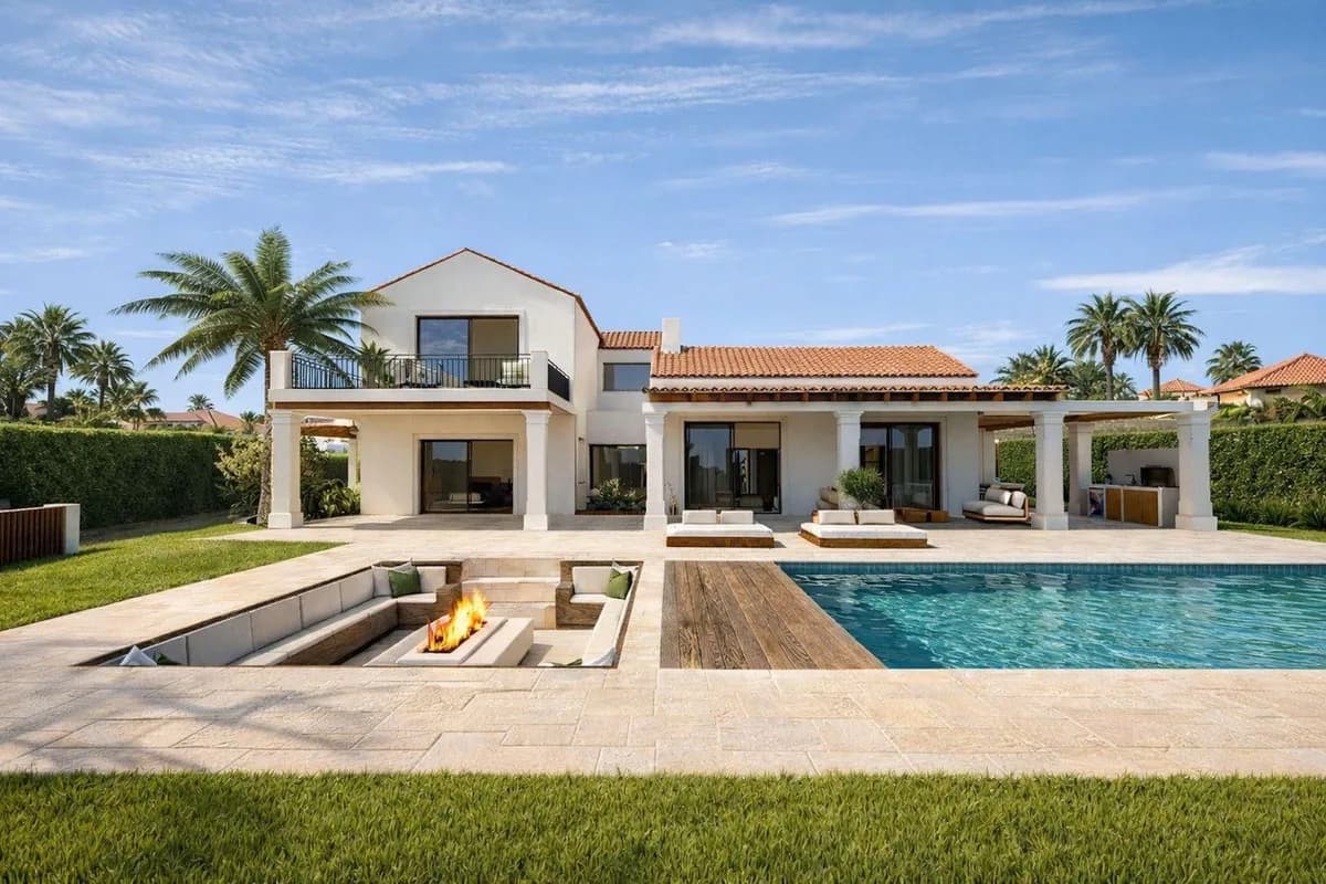 5 Bedroom Detached Villa for Sale in El Rosario, Málaga - Image 2