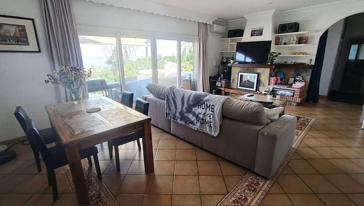 3 Bedroom Detached Villa for Sale in Estepona, Málaga - Image 7