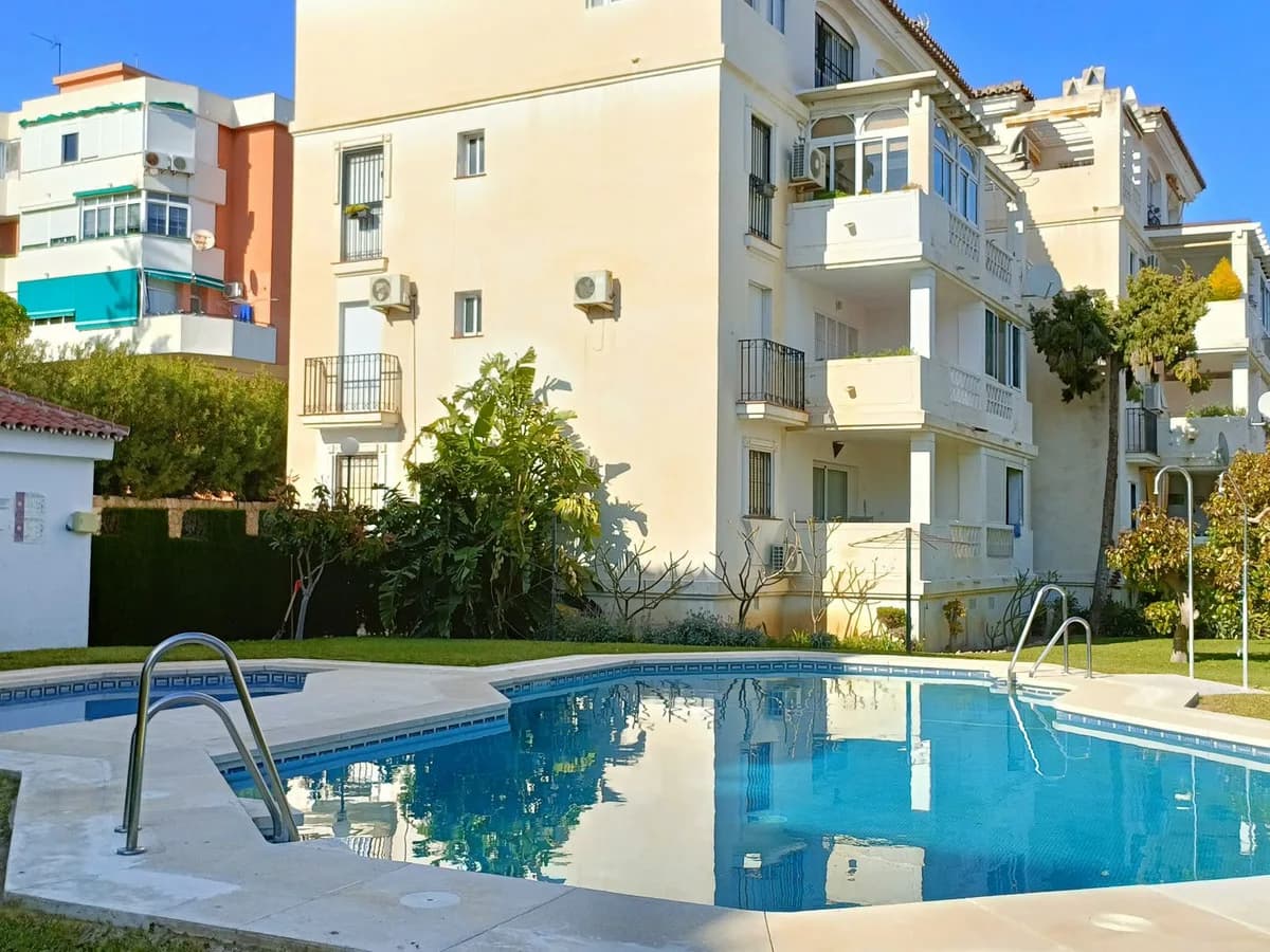 2 Bedroom Ground Floor Apartment for Sale in Torremolinos, Málaga - Image 6