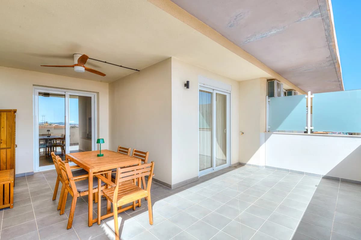 1 Bedroom Middle Floor Apartment for Sale in Fuengirola, Málaga