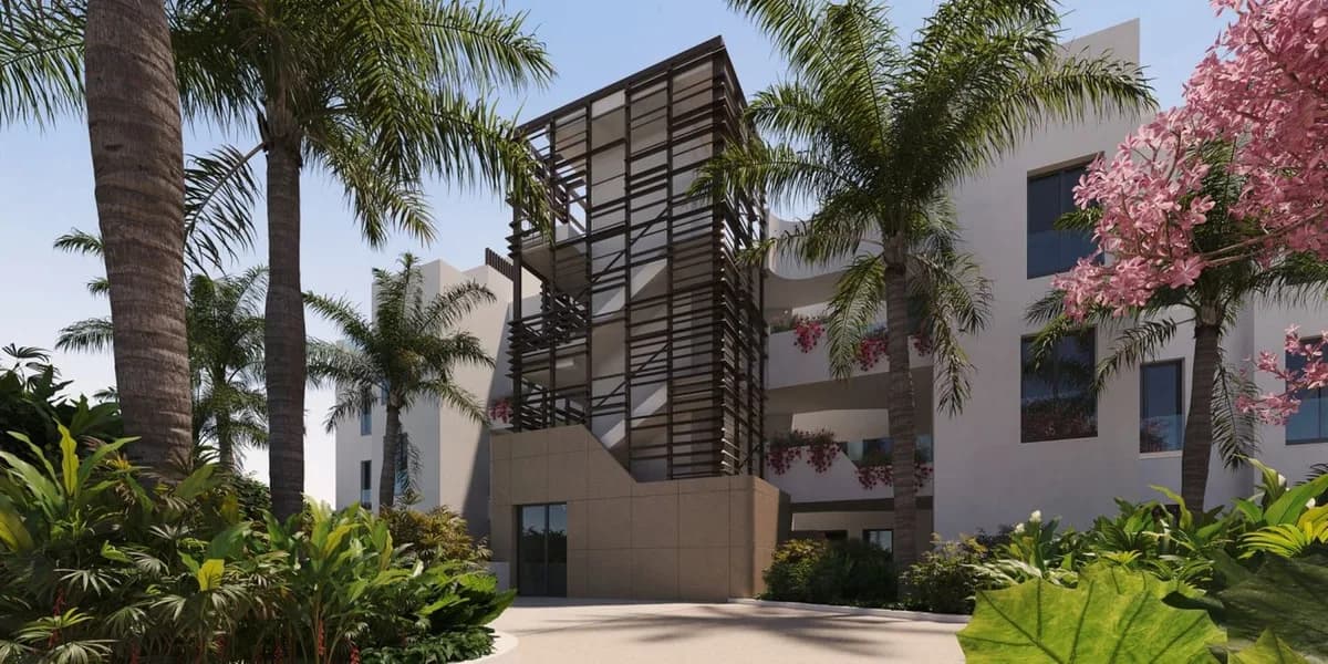3 Bedroom Ground Floor Apartment for Sale in Bel Air, Málaga - Image 2