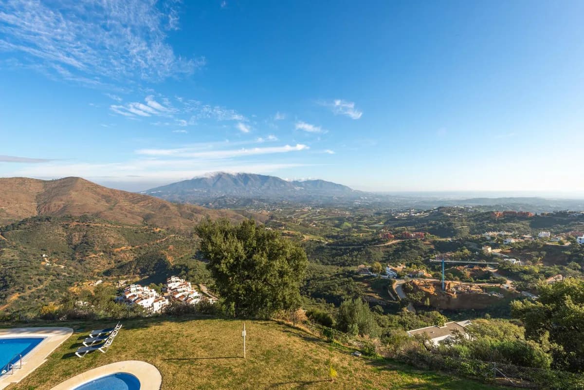 4 Bedroom Townhouse for Sale in La Mairena, Málaga - Image 6