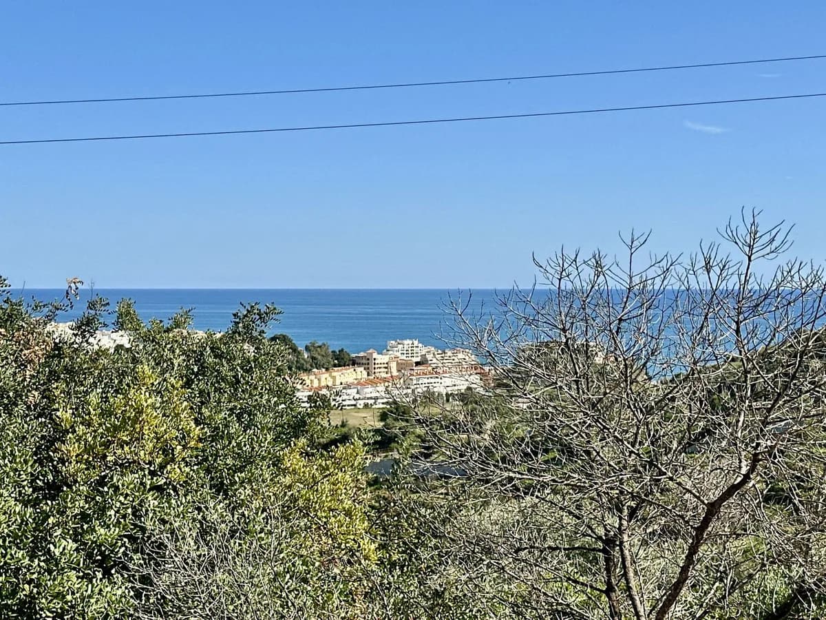 4 Bedroom Detached Villa for Sale in Benalmadena, Málaga