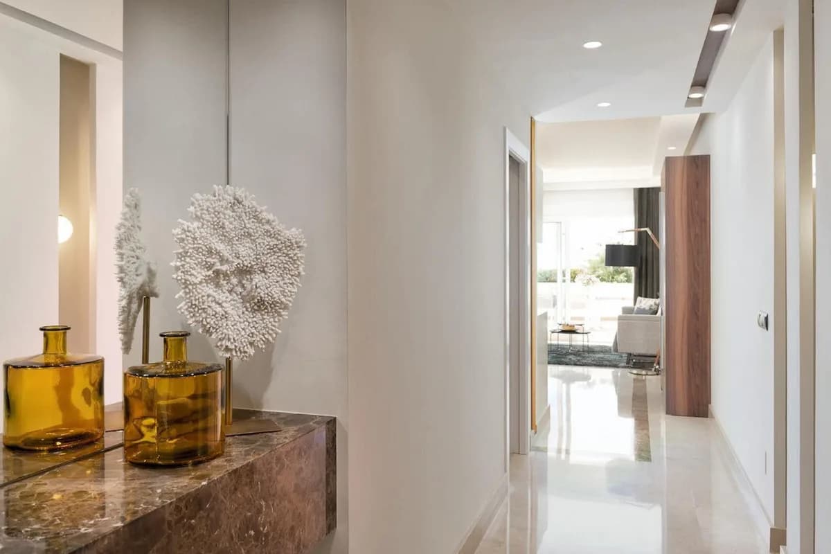 2 Bedroom Ground Floor Apartment for Sale in Marbella, Málaga
