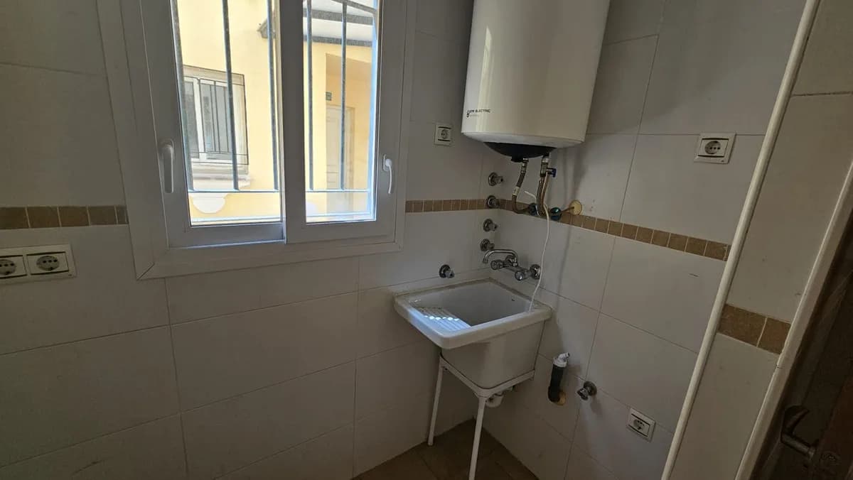 3 Bedroom Duplex for Sale in Torremolinos, Málaga - Image 7