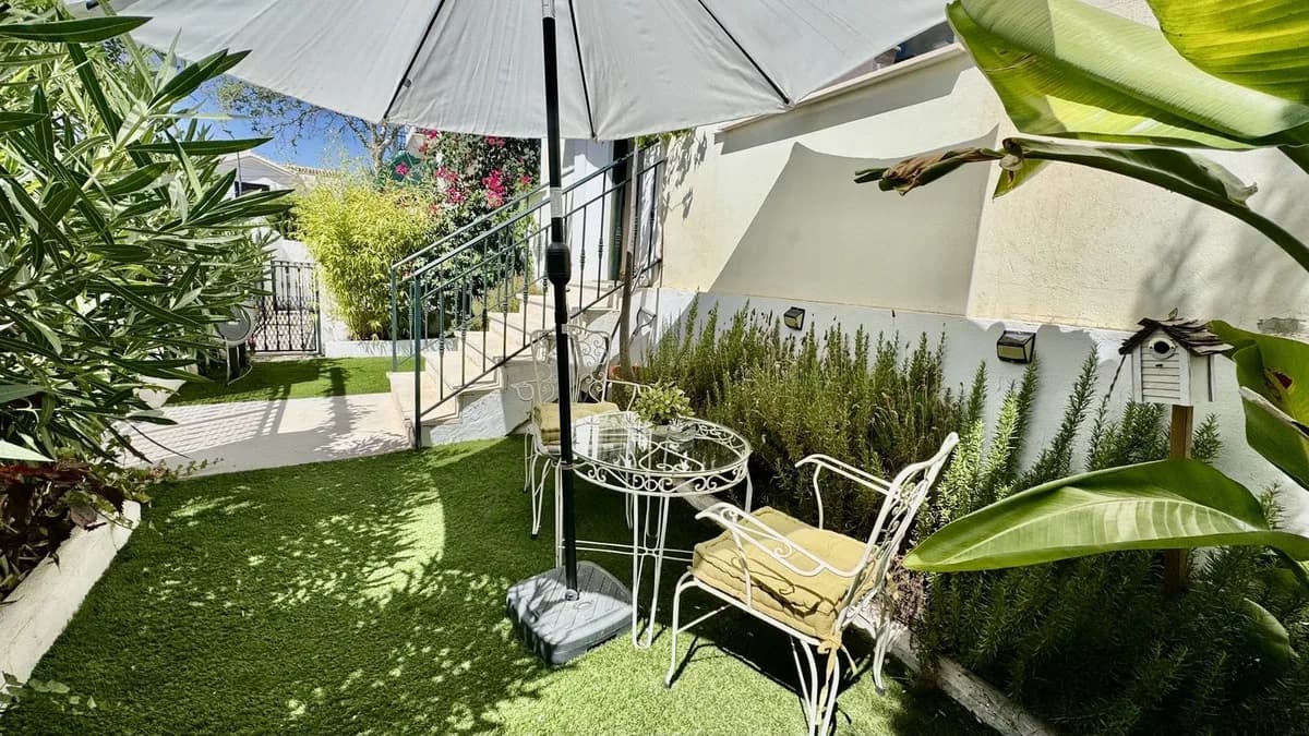 4 Bedroom Semi-Detached House for Sale in Arroyo de la Miel, Málaga