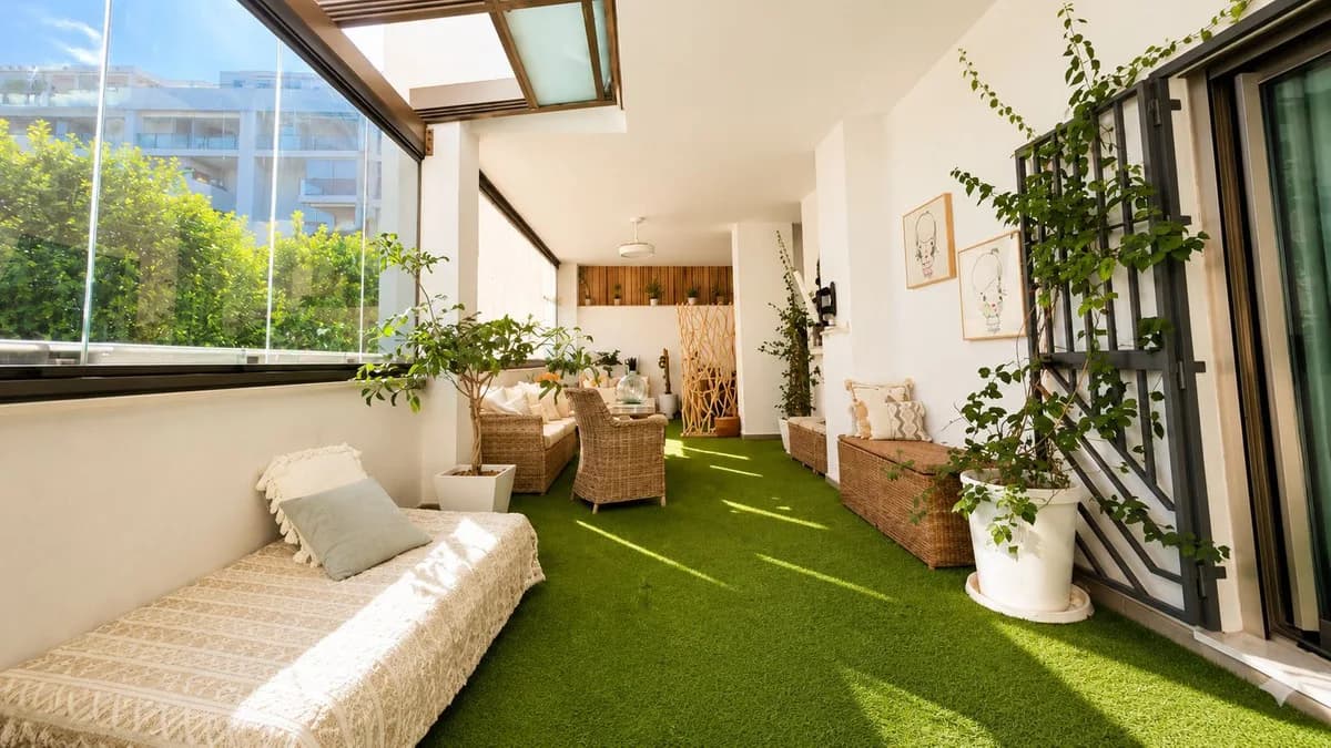 4 Bedroom Ground Floor Apartment for Sale in Torremolinos, Málaga - Image 6