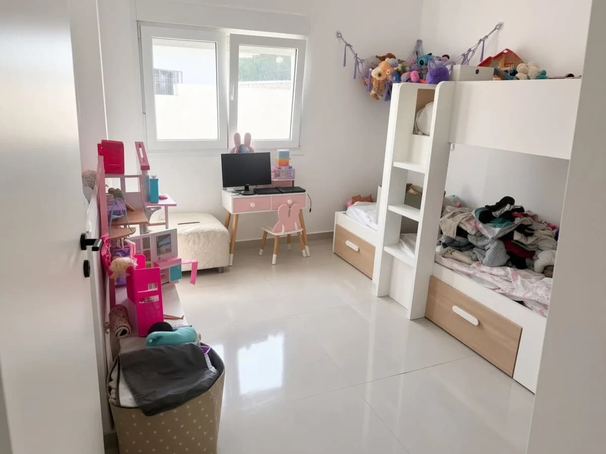 3 Bedroom Detached Villa for Sale in La Duquesa, Málaga - Image 4