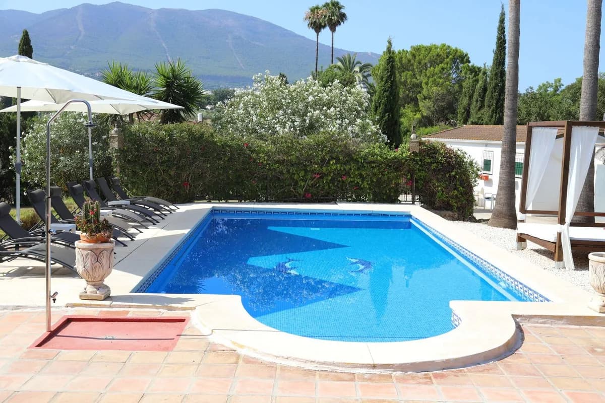 5 Bedroom Detached Villa for Sale in Alhaurín el Grande, Málaga - Image 3