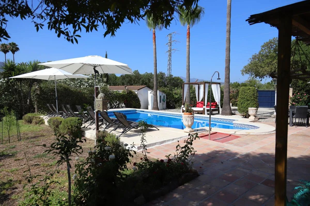 5 Bedroom Detached Villa for Sale in Alhaurín el Grande, Málaga - Image 5