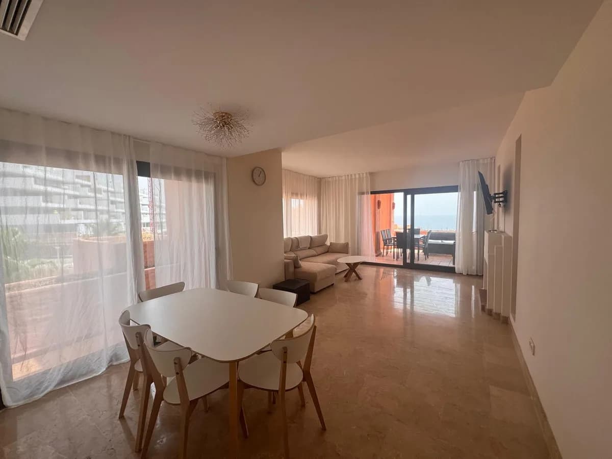 3 Bedroom Penthouse for Sale in Manilva, Málaga - Image 3