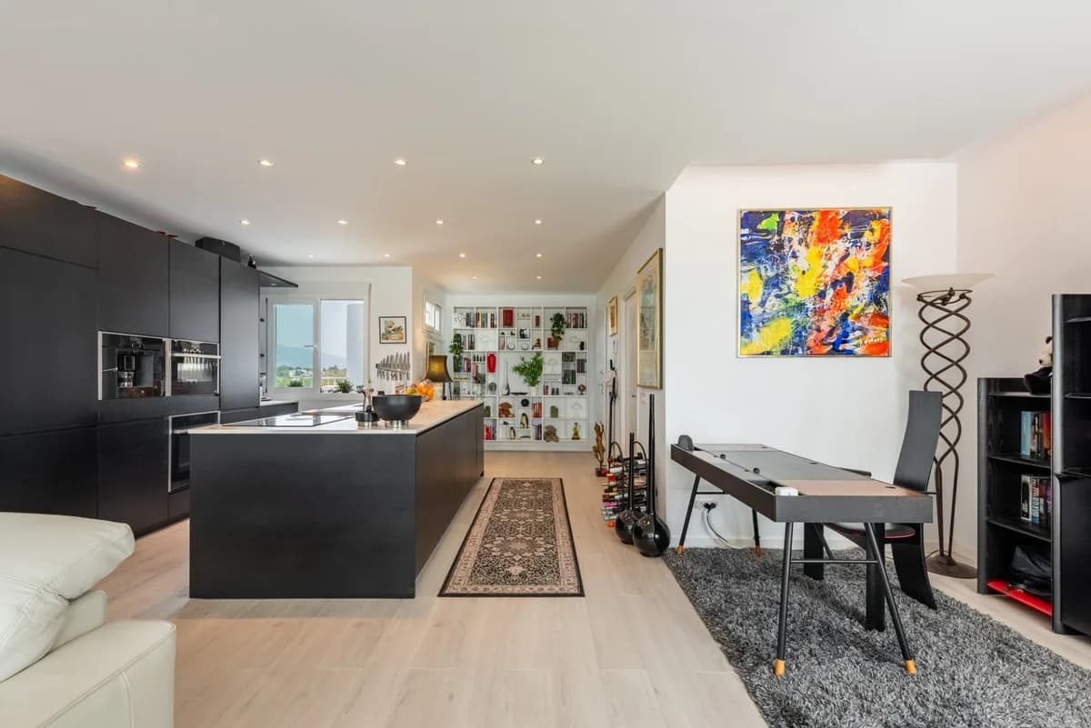 2 Bedroom Middle Floor Apartment for Sale in Guadalmina Alta, Málaga - Image 8
