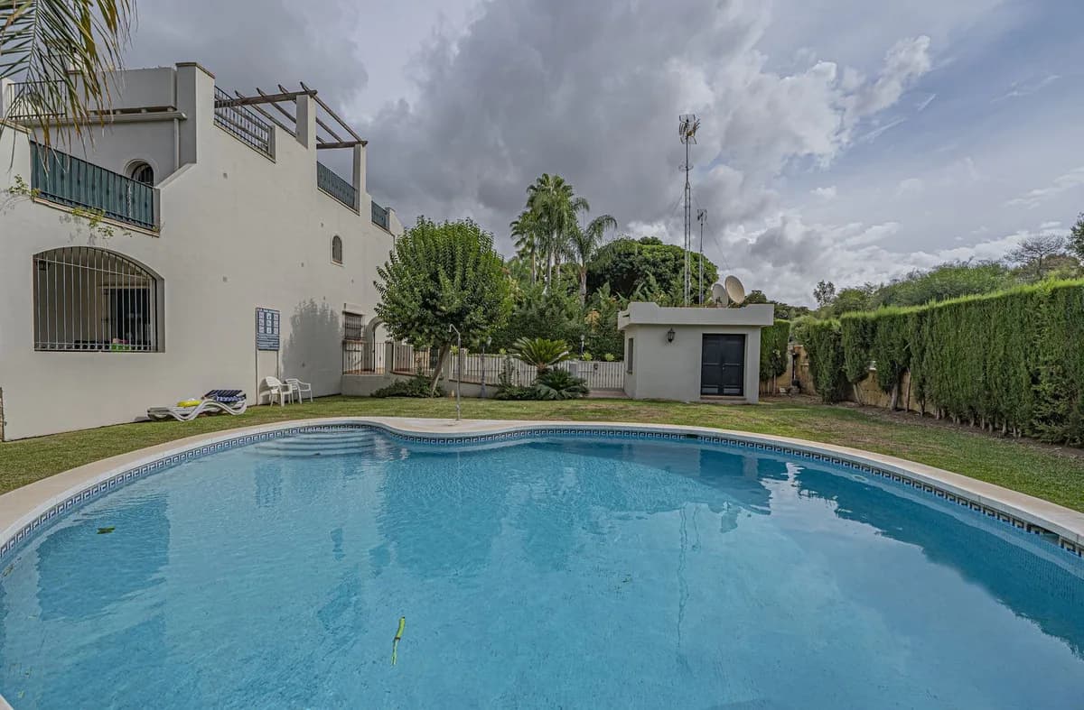 3 Bedroom Townhouse for Sale in Nagüeles, Málaga - Image 6
