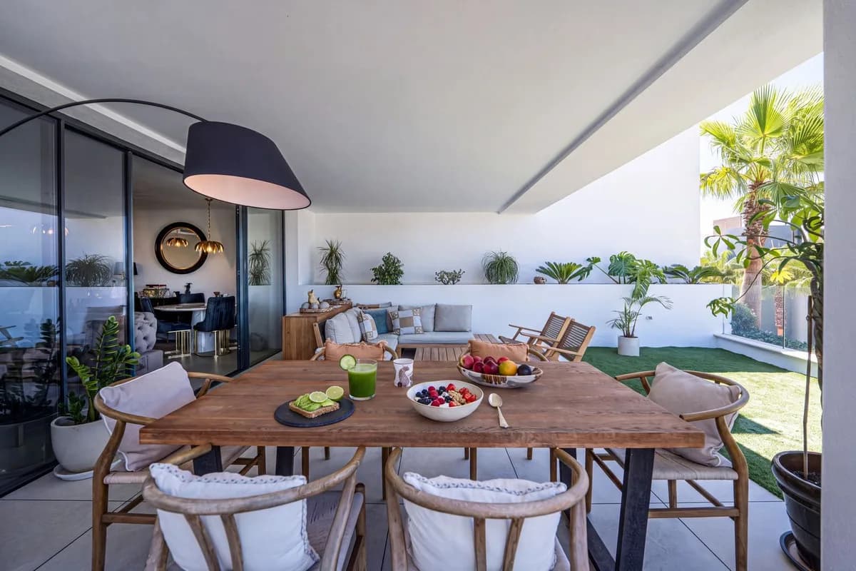 3 Bedroom Duplex for Sale in Cabopino, Málaga - Image 4