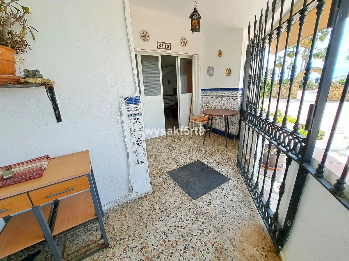 3 Bedroom Townhouse for Sale in La Duquesa, Málaga - Image 8