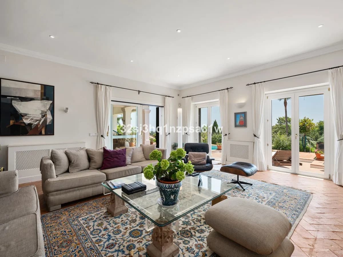 6 Bedroom Detached Villa for Sale in Sotogrande, Cádiz - Image 8