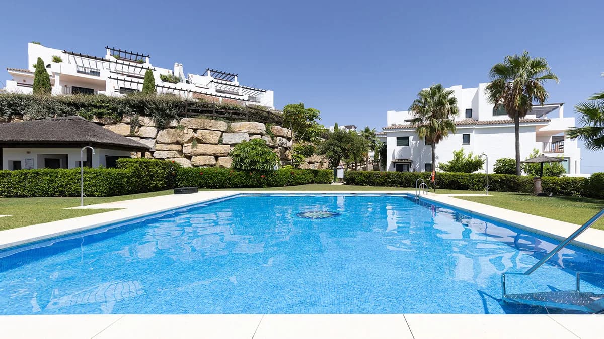 2 Bedroom Ground Floor Apartment for Sale in Doña Julia, Málaga - Image 2