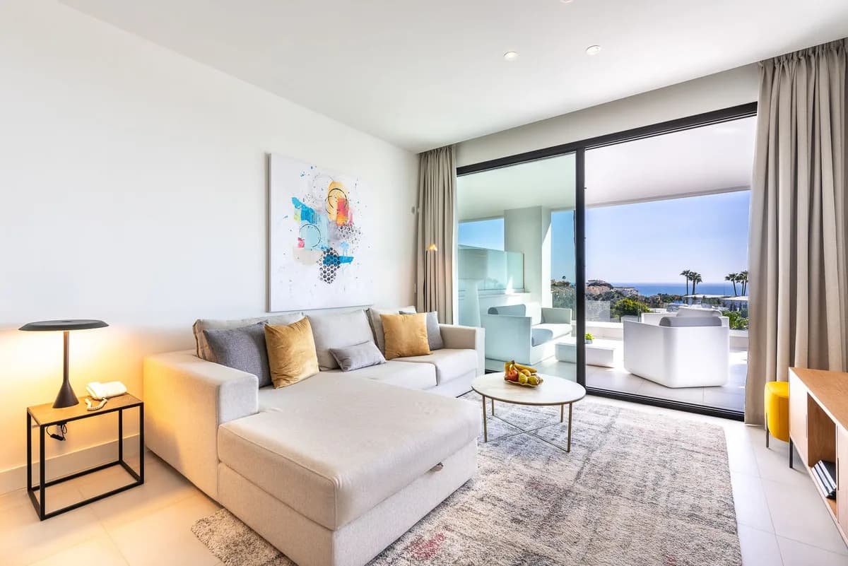 2 Bedroom Ground Floor Apartment for Sale in Mijas, Málaga - Image 9