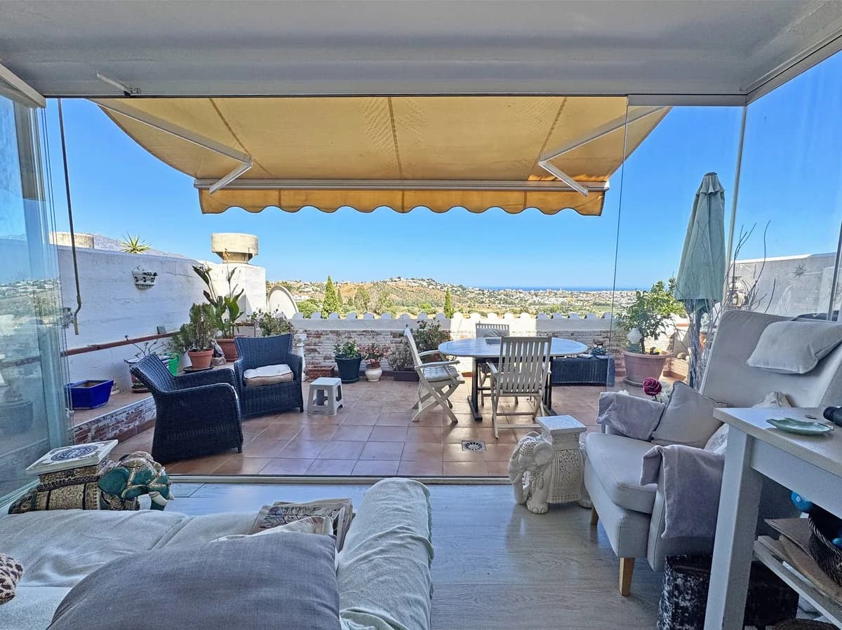 2 Bedroom Townhouse for Sale in Mijas Golf, Málaga - Image 7