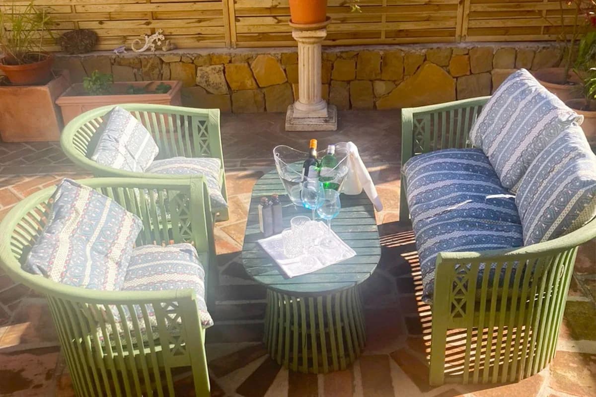 4 Bedroom Townhouse for Sale in San Pedro de Alcántara, Málaga - Image 6